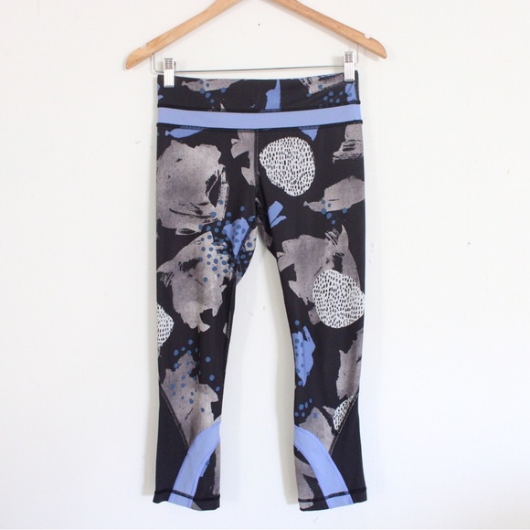 lululemon athletica Pants - Lululemon Inspire Crop II Art Pop Black Multi Size 4